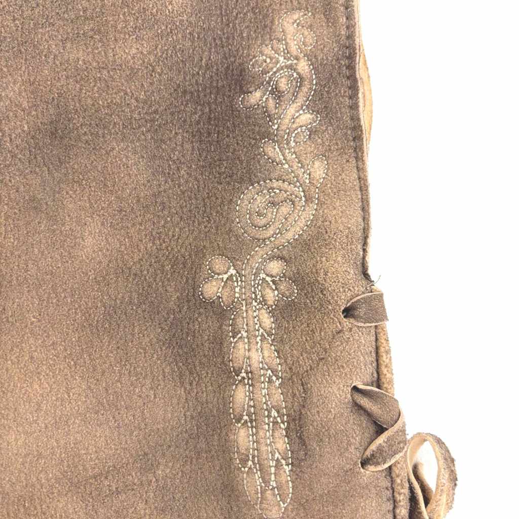 Herren Trachtenhose ALOIS Hirschvelours SAND Stickerei 02