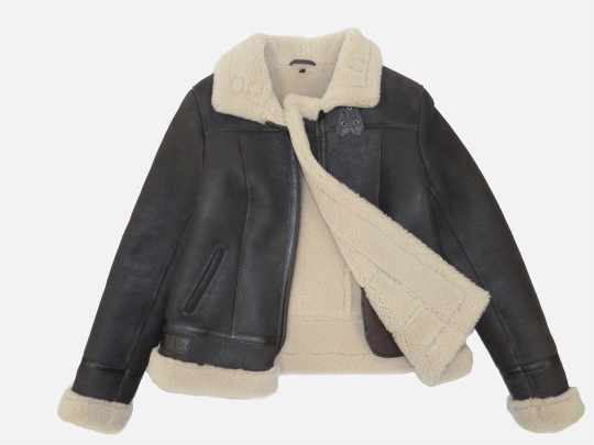 Damen Lammfelljacke OLIVIA Vorderansicht Jacke liegend